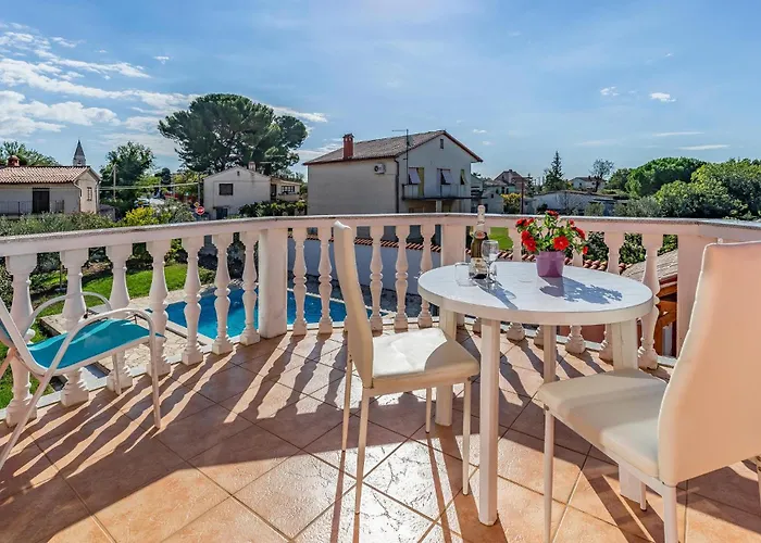 Σπίτι διακοπών In With Wifi *