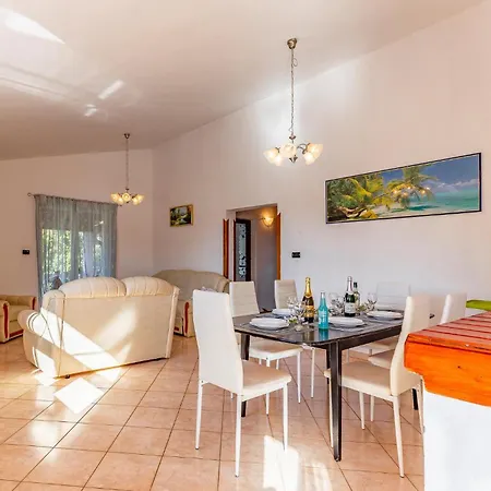 Vakantiehuis In With Wifi *