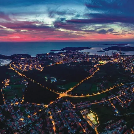 Vakantiehuis In With Wifi Šišan